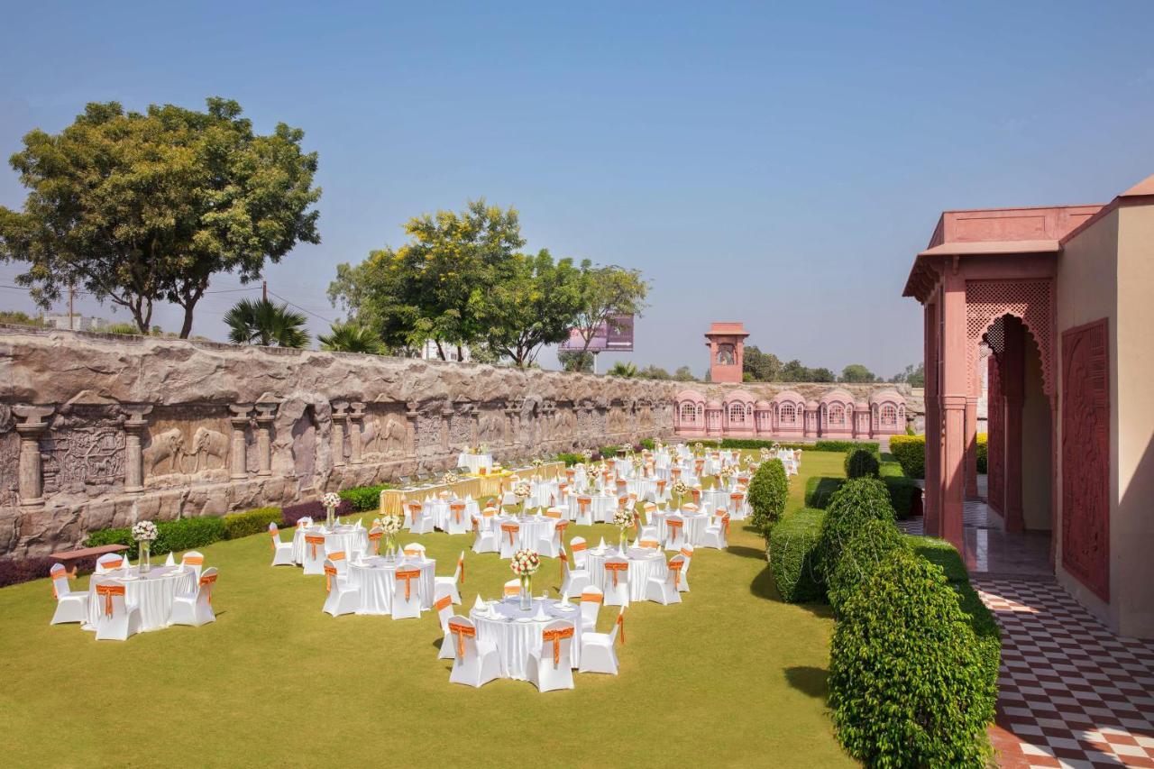 Orchha Palace And Convention Centre Dış mekan fotoğraf