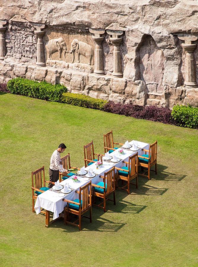 Orchha Palace And Convention Centre Dış mekan fotoğraf