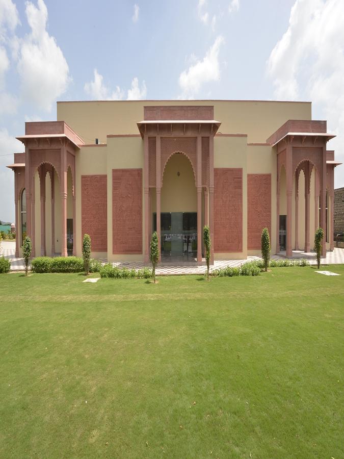 Orchha Palace And Convention Centre Dış mekan fotoğraf