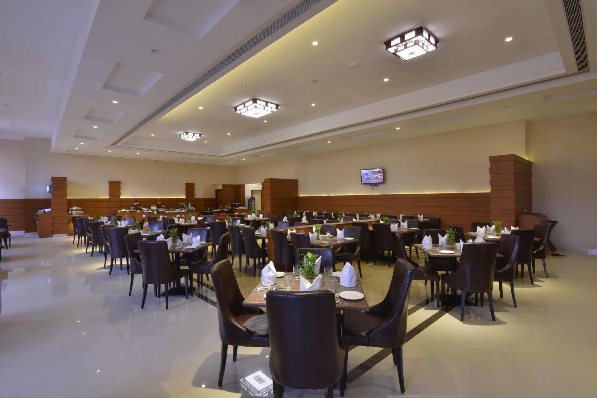 Orchha Palace And Convention Centre Dış mekan fotoğraf